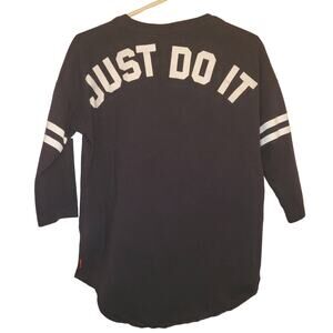 Nike "just do it" womens graphic black long sleeved sporty t-shirt size Medium